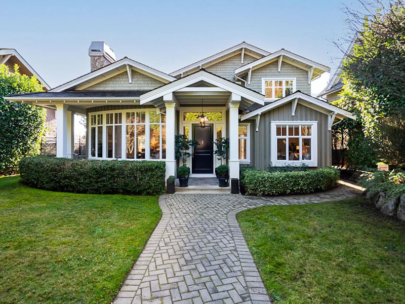 1750 Haywood Avenue, West Vancouver BC V7V 1W9