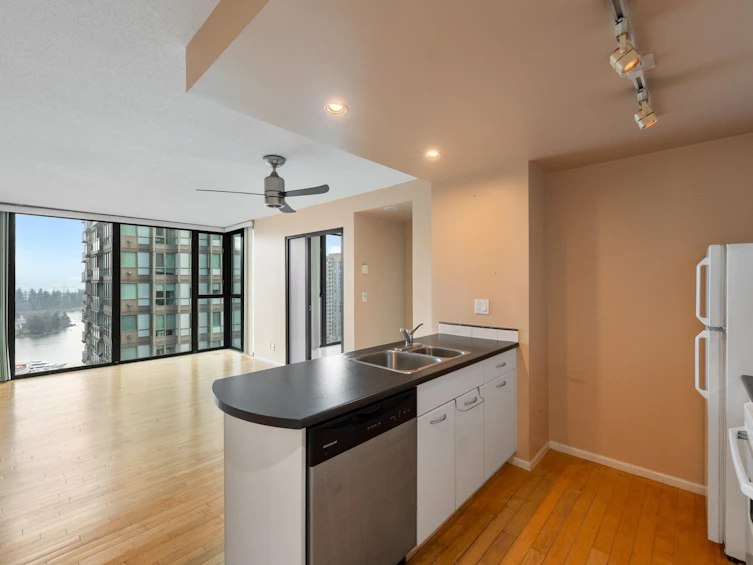 2302-1331 W Georgia Street, Vancouver, BC, V6E 4P1 - 10