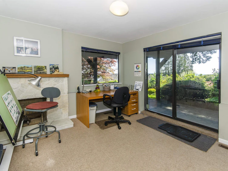 2440 Queens Avenue, West Vancouver, BC, V7V 2Y6 - 22