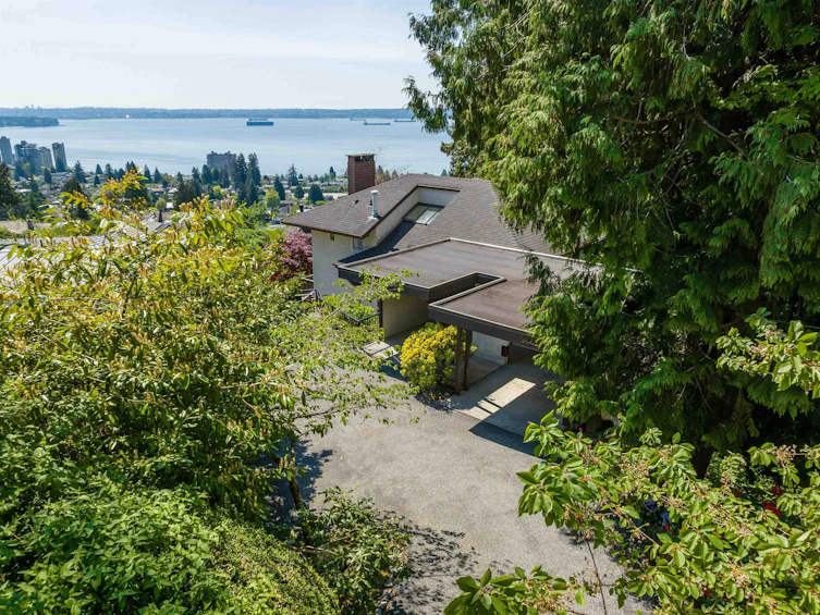 2440 Queens Avenue, West Vancouver, BC, V7V 2Y6 - 32