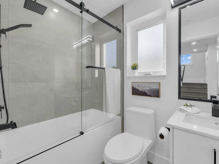 583 E 61st Avenue, Vancouver, BC, V5X 2B8 - 16