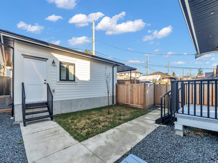 583 E 61st Avenue, Vancouver, BC, V5X 2B8 - 28