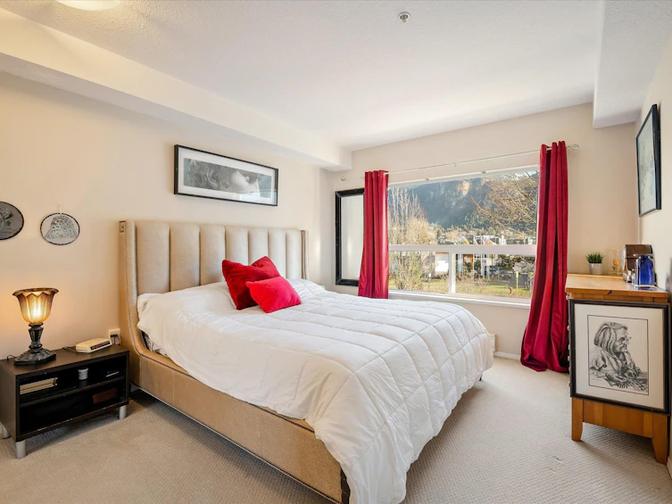203-1203 Pemberton Avenue, Squamish, BC, V8B 0J7 - 12