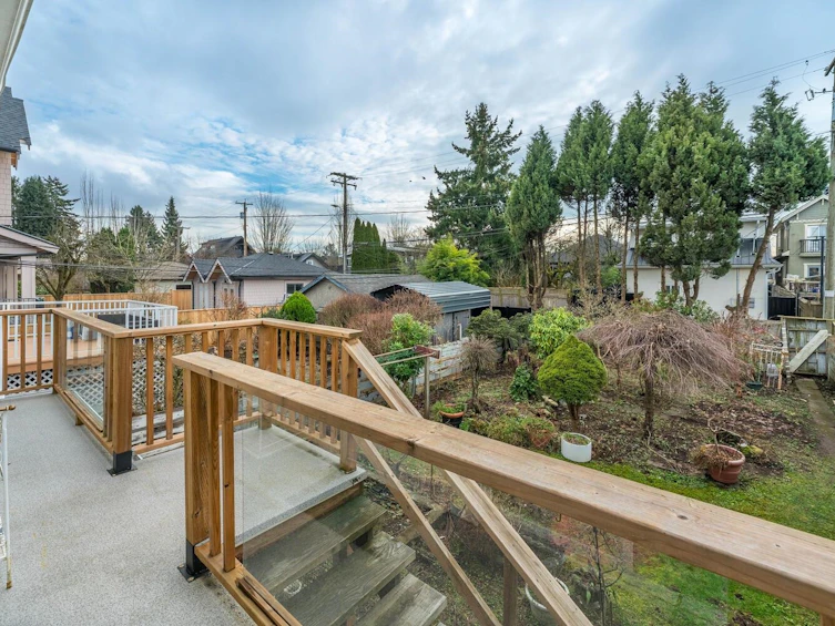 372 E 37th Avenue, Vancouver, BC, V5W 1E7 - 25