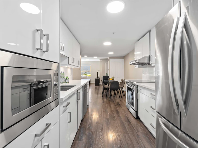 5633 Senlac Street, Vancouver, BC, V5R 6G8 - 8