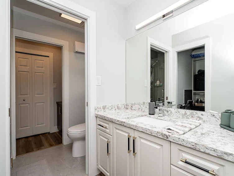 3688 W 49th Avenue, Vancouver, BC, V6N 3T8 - 24