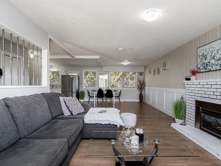 8186 111b Street, Delta, BC, V4C 4S6