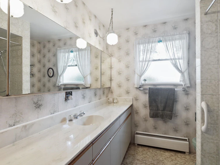 2649 Standish Drive, North Vancouver, BC, V7H 1M9 - 14
