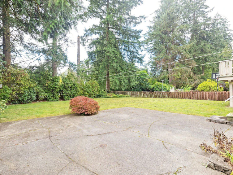 2649 Standish Drive, North Vancouver, BC, V7H 1M9 - 30