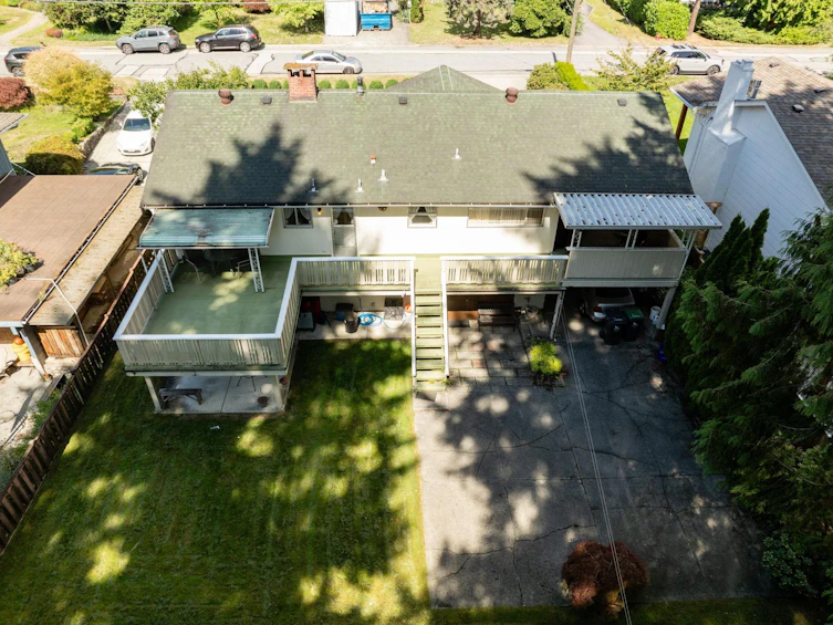 2649 Standish Drive, North Vancouver, BC, V7H 1M9 - 31