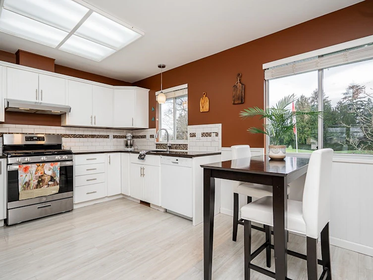 5106 209a Street, Langley, BC, V3A 7K8 - 9