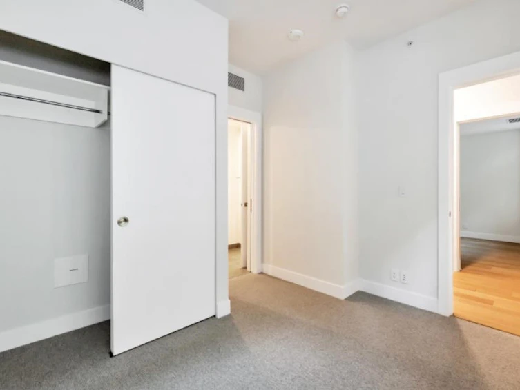 205-6707 Nelson Avenue, West Vancouver, BC, V7W 0A4 - 10