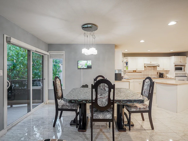 5560 Mccoll Crescent, Richmond, BC, V6V 2L6 - 12
