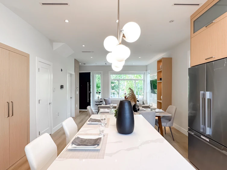 2342 E 40th Avenue, Vancouver, BC, V5R 2V7 - 14