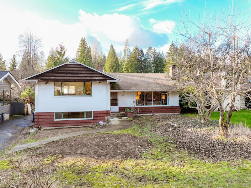 3496 Wellington Crescent, North Vancouver BC V7R 3B4