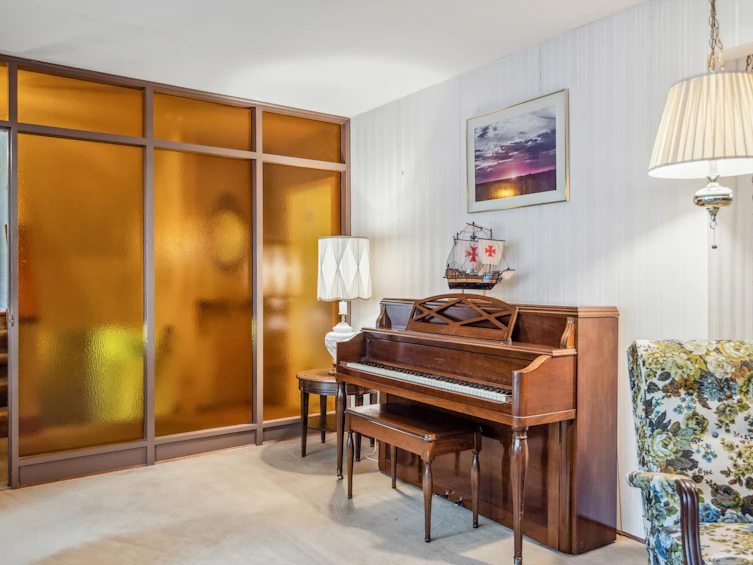 3496 Wellington Crescent, North Vancouver, BC, V7R 3B4 - 6