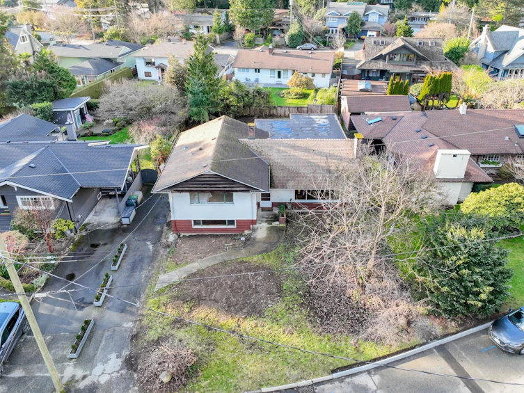 3496 Wellington Crescent, North Vancouver, BC, V7R 3B4 - 37