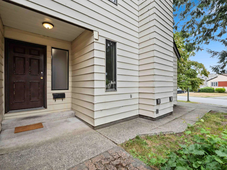 7271 129 Street, Surrey, BC, V3W 6Z5 - 2