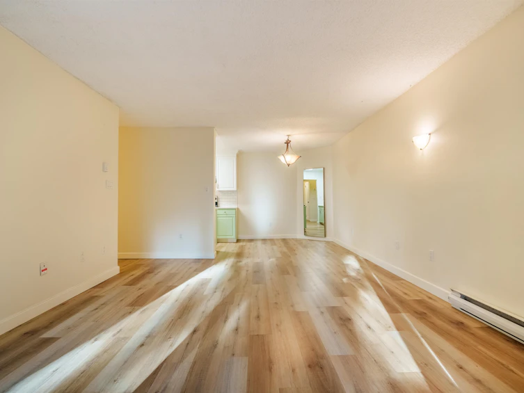 610-9867 Manchester Drive, Burnaby, BC, V3N 4P6 - 11