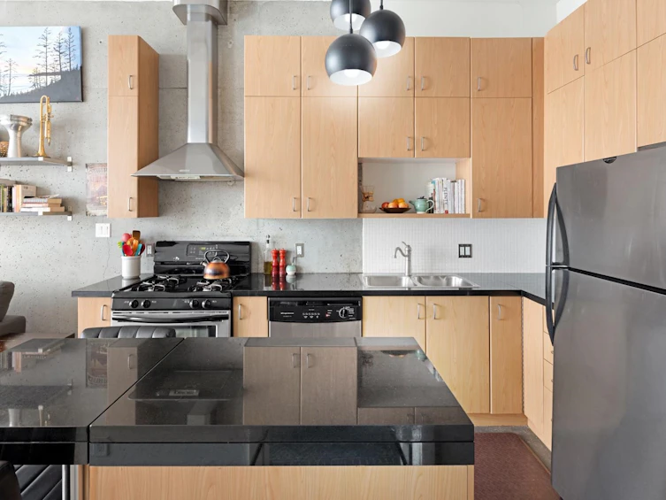 205-2635 Prince Edward Street, Vancouver, BC, V5T 4V7 - 9