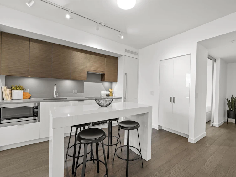 902-1678 Pullman Porter Street, Vancouver, BC, V6A 0H4 - 4