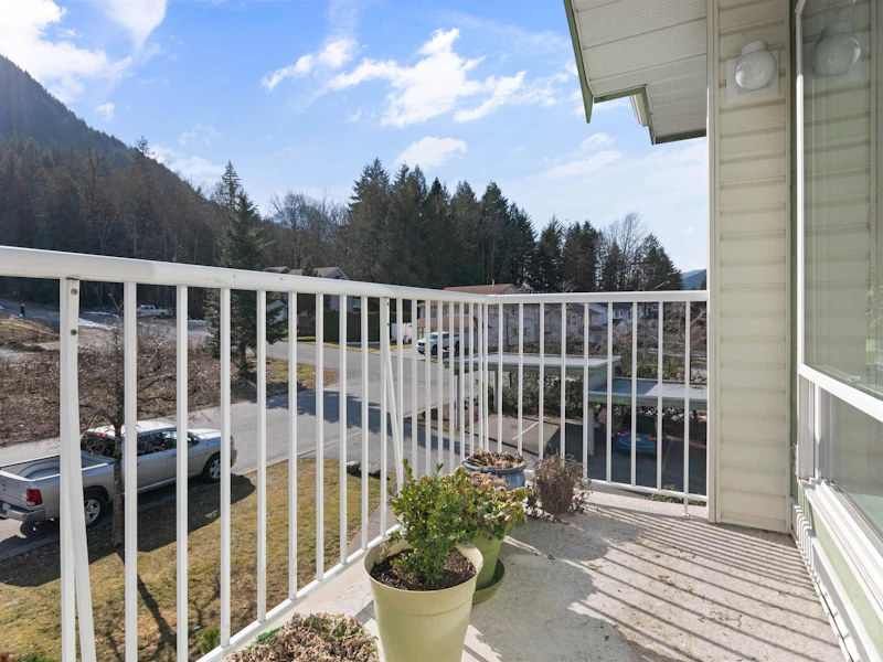 301 - 1275 Scott Drive, Hope BC V0X 1L4