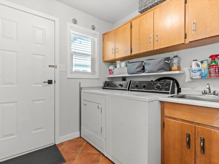 42207 Corona Avenue, Chilliwack, BC, V2R 5E3 - 29