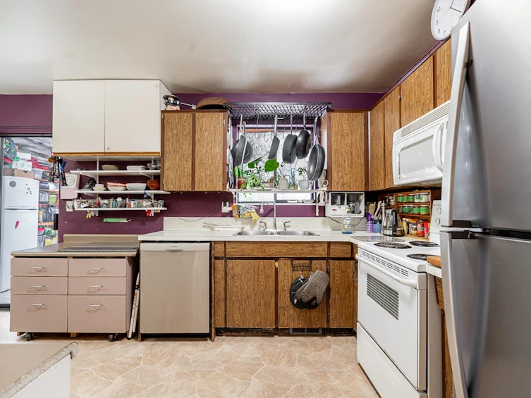 13286 78a Avenue, Surrey, BC, V3W 7B7 - 9