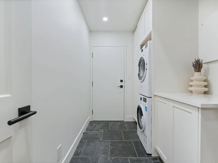 PH 304-1275 W 7th Avenue, Vancouver, BC, V6H 1B7 - 30