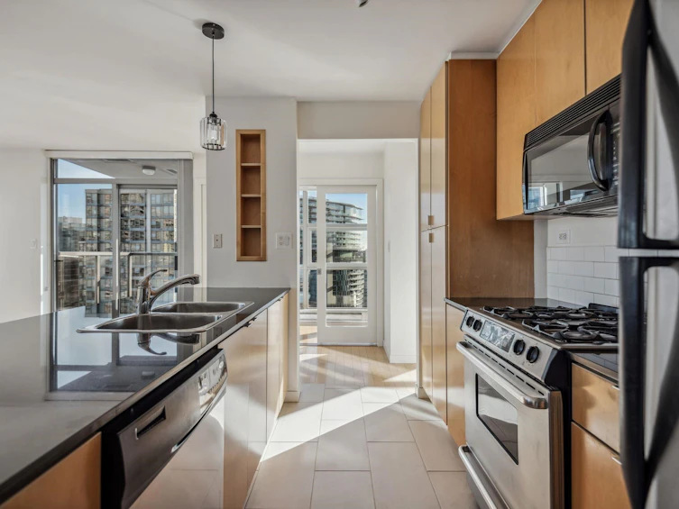 2202-989 Beatty Street, Vancouver, BC, V6Z 3C2 - 5