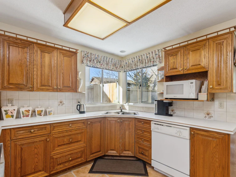 5117 2a Avenue, Delta, BC, V4M 3N7 - 8