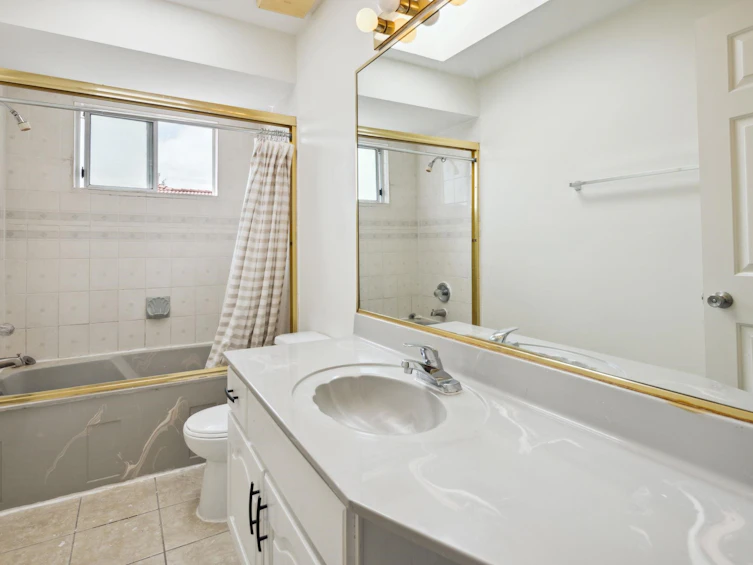 275 E 65th Avenue, Vancouver, BC, V5X 2P3 - 20