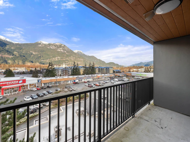 502-1365 Pemberton Avenue, Squamish, BC, V8B 1B7 - 18