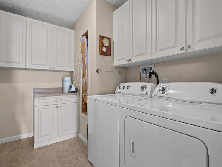 205-2425 Church Street, Abbotsford, BC, V2T 3J8 - 25