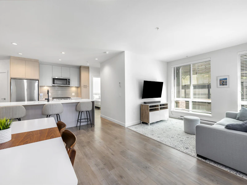 105 - 707 Como Lake Avenue, Coquitlam BC