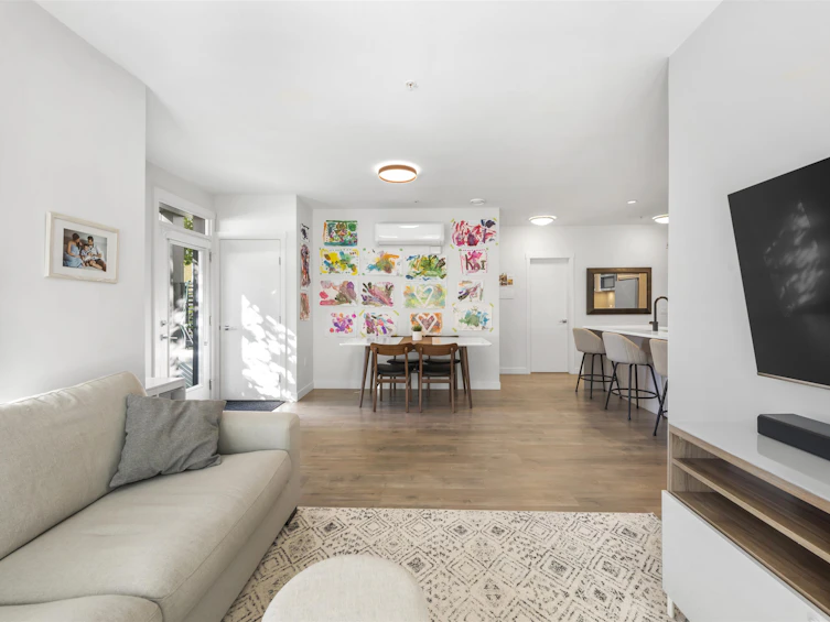 105-707 Como Lake Avenue, Coquitlam, BC, V3J 0J5 - 9