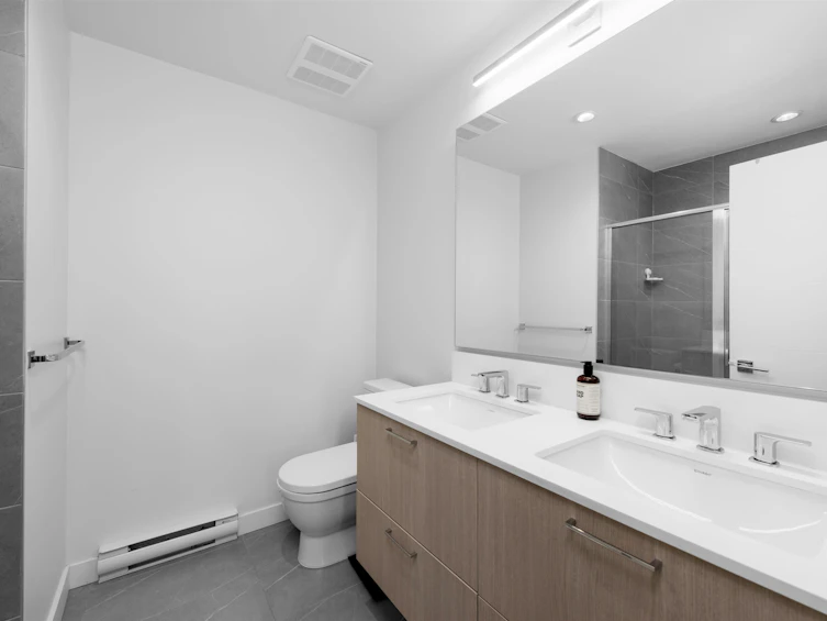105-707 Como Lake Avenue, Coquitlam, BC, V3J 0J5 - 11