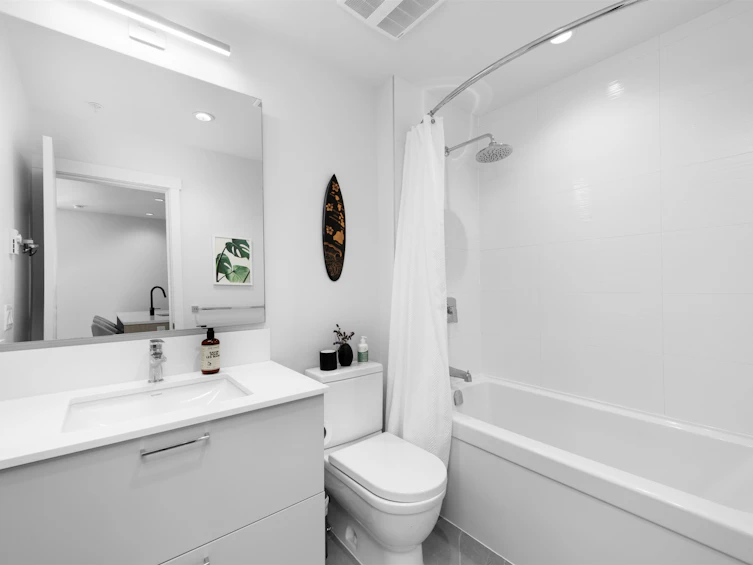 105-707 Como Lake Avenue, Coquitlam, BC, V3J 0J5 - 12