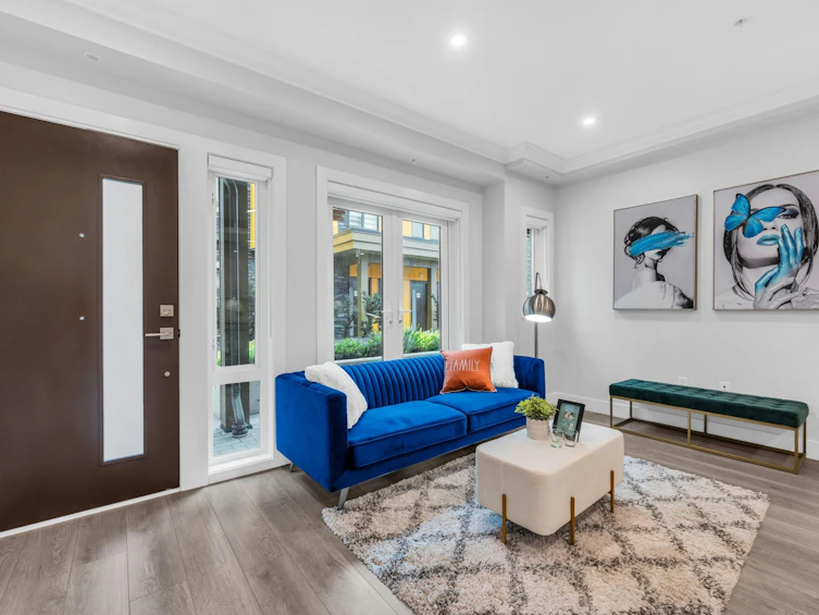 24-7565 Oak Street, Vancouver, BC, V6P 4A4 - 5