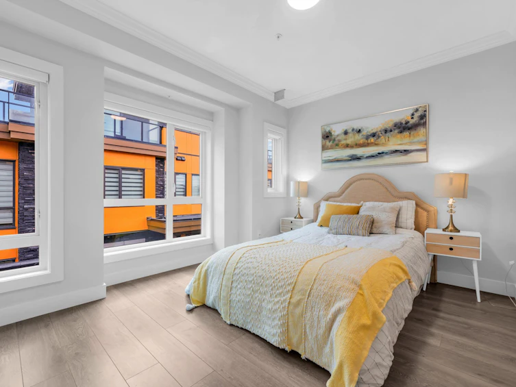 24-7565 Oak Street, Vancouver, BC, V6P 4A4 - 11