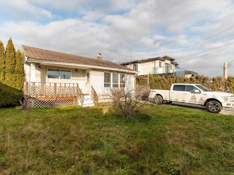 17477 58a Avenue, Surrey, BC, V3S 1M9 - 2