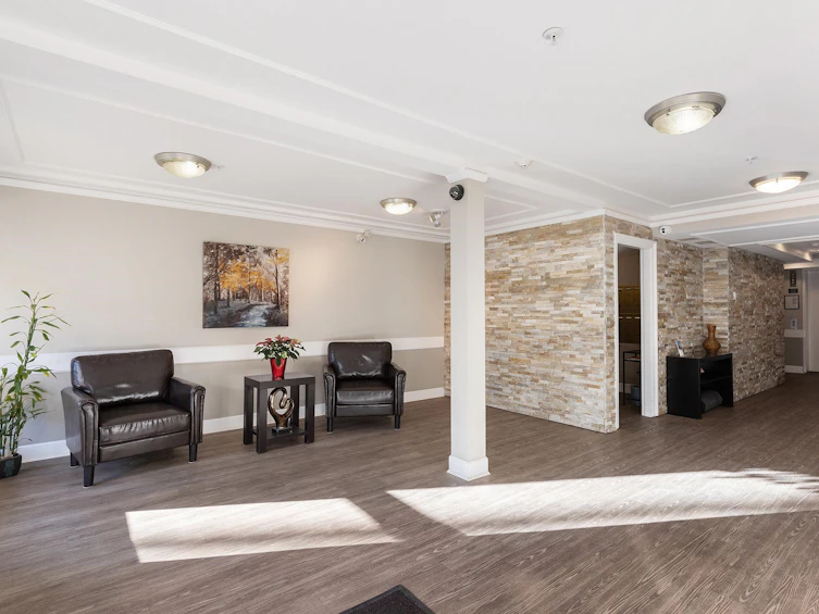 308-15255 18 Avenue, Surrey, BC, V4A 1W9 - 15
