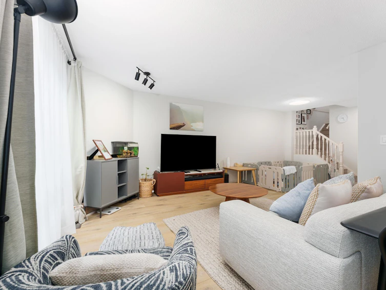 113-9978 151 Street, Surrey, BC, V3R 8C9 - 3