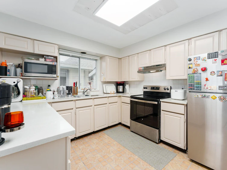 113-9978 151 Street, Surrey, BC, V3R 8C9 - 5