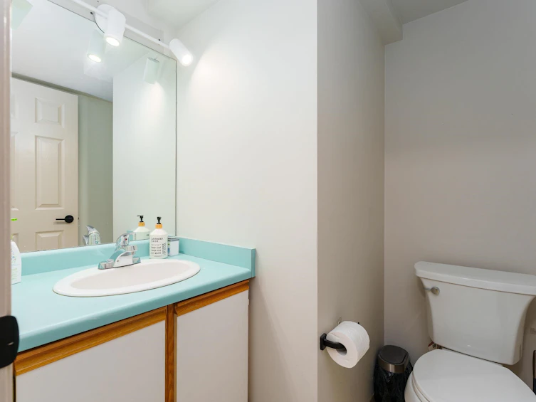 113-9978 151 Street, Surrey, BC, V3R 8C9 - 9