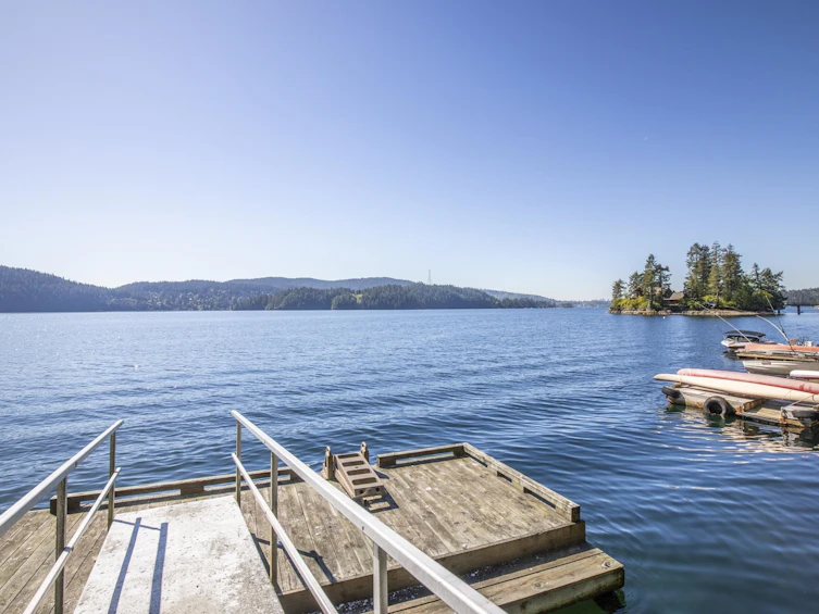 5672 Indian River Drive, North Vancouver, BC, V7G 2T8 - 34