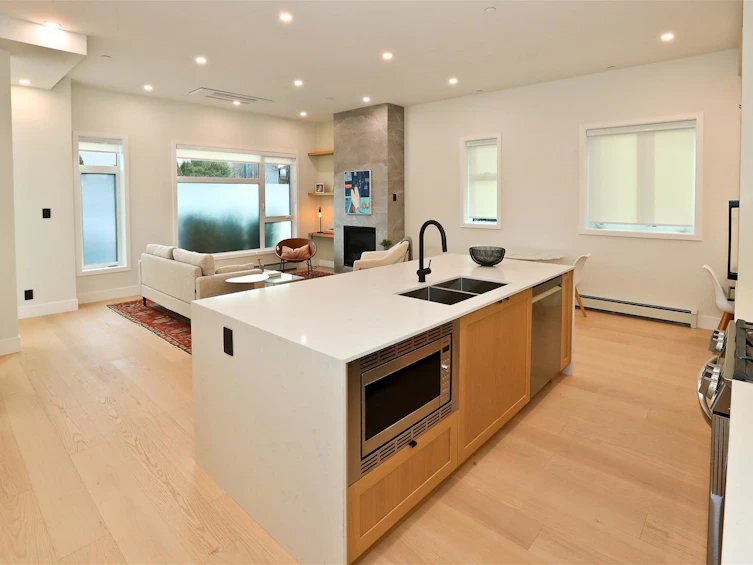 4015 Victoria Drive, Vancouver, BC, V5N 4M9 - 5