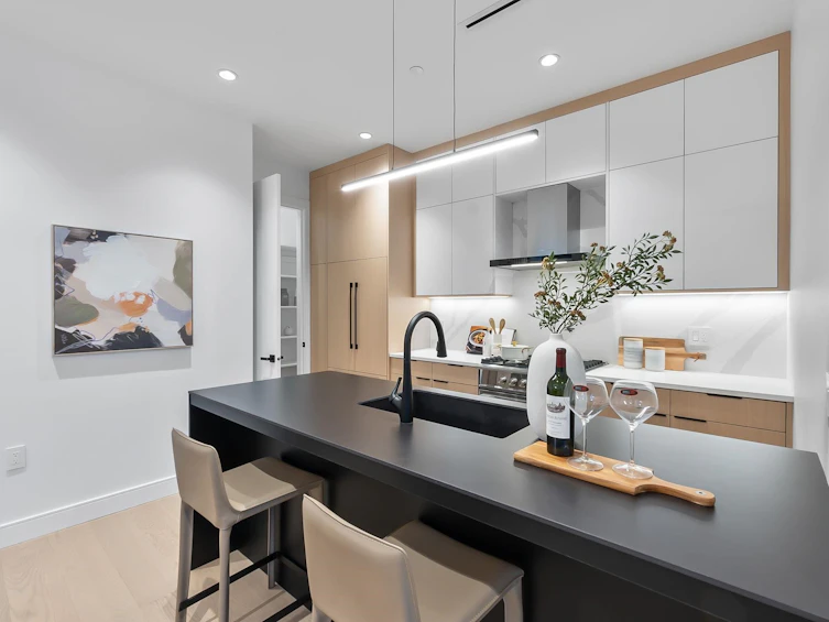 1-930 E 10th Avenue, Vancouver, BC, V5T 2B2 - 10