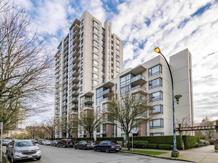 115-3588 Crowley Drive, Vancouver, BC, V5R 6H3