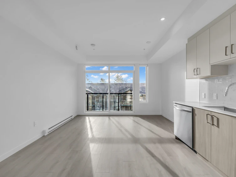 E405-13858 108 Avenue, Surrey, BC, V3T 0T8 - 9